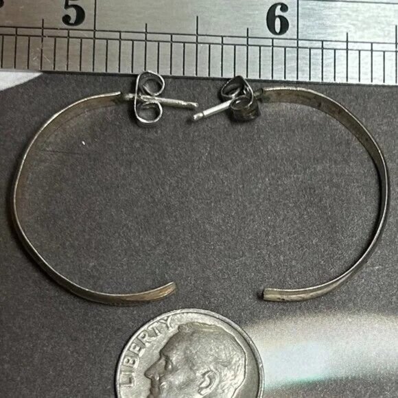 Vintage Sterling Silver Old Pawn Southwest Half Hoop Pierced Earrings - Picture 8 of 8